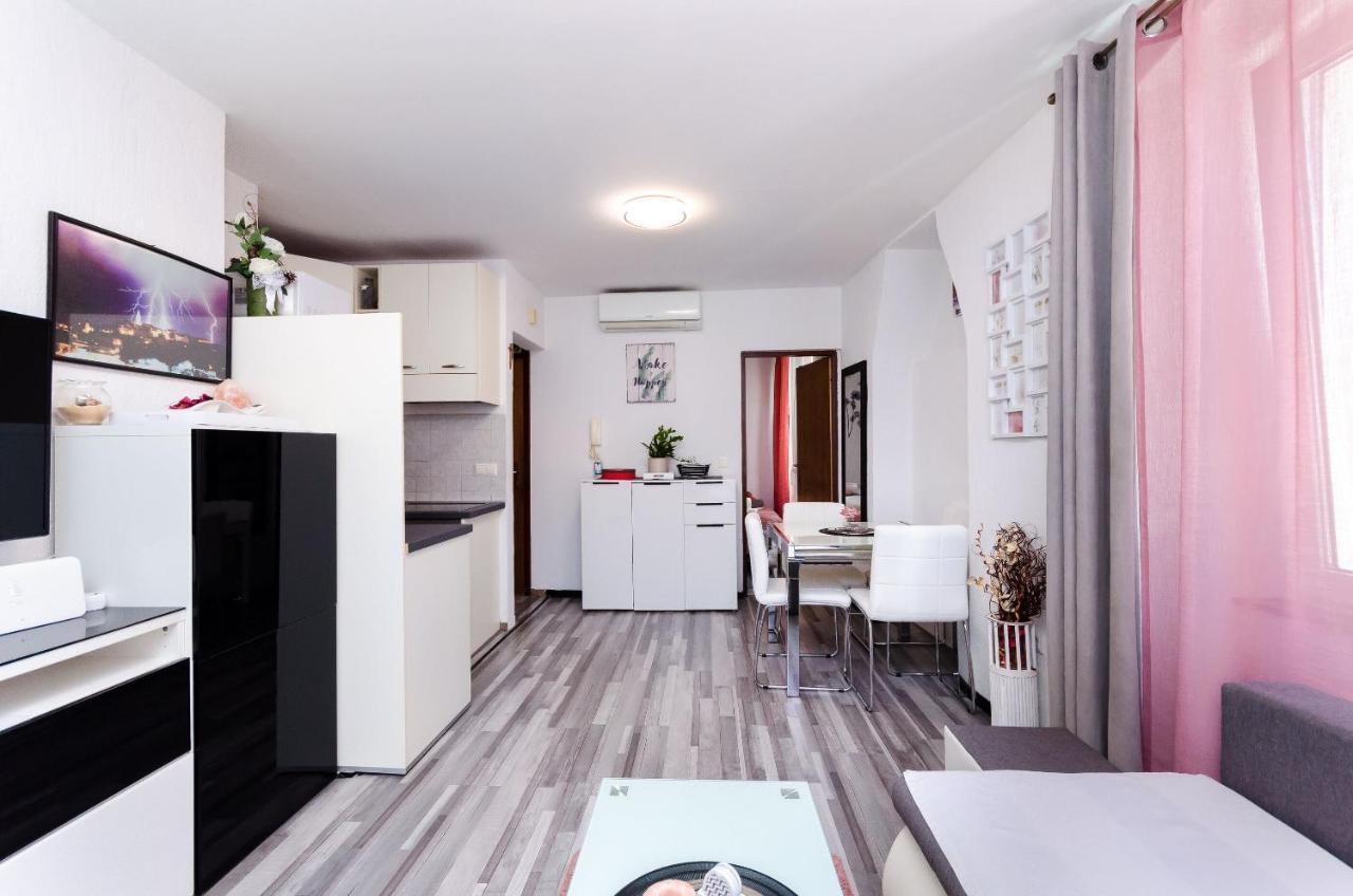 Apartment Mare Vrsar Exterior foto